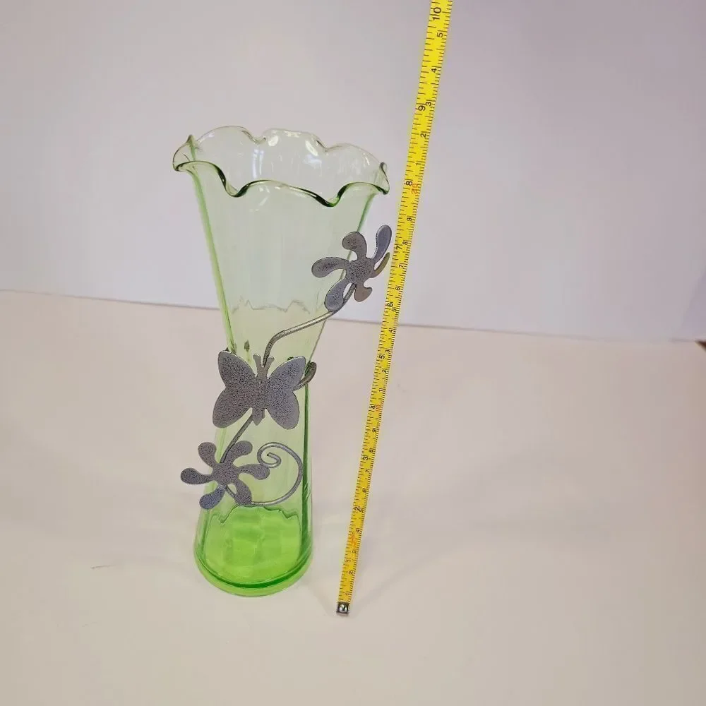 Vintage Green Stretch Glass Ruffled Rim Metal Floral Embellished Bud Vase